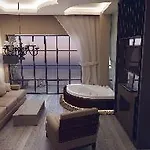 Elegance Luxury Executive - Adults Only Hotel Tragaki