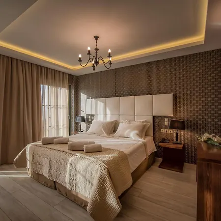 Elegance Luxury Executive - Adults Only Tragaki
