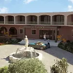 Elegance Luxury Executive - Adults Only