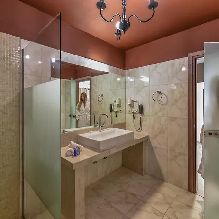 Elegance Luxury Executive - Adults Only