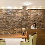 Elegance Luxury Executive - Adults Only 호텔 트라가키온