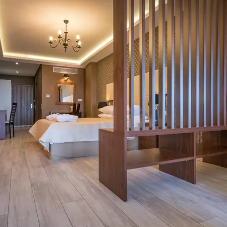 Elegance Luxury Executive - Adults Only