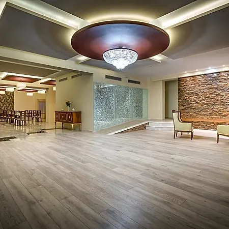 Elegance Luxury Executive - Adults Only Hotel