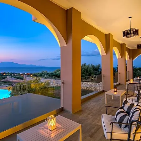 Elegance Luxury Executive - Adults Only