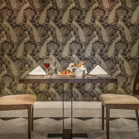 Szálloda Elegance Luxury Executive - Adults Only Tragáki