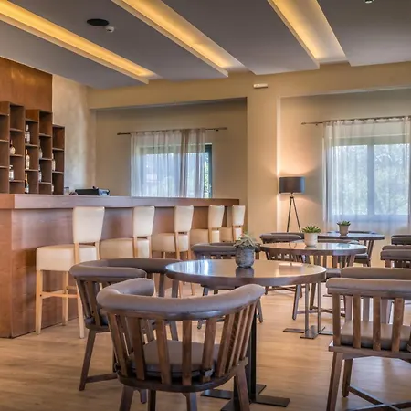 Ξενοδοχείο Elegance Luxury Executive - Adults Only Τραγάκι