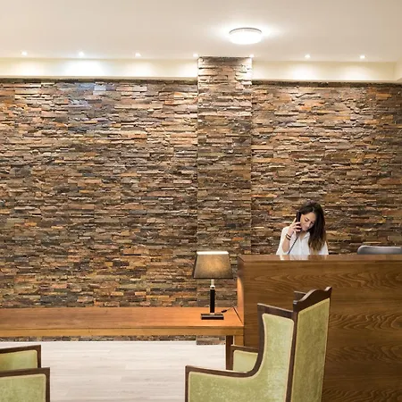 Elegance Luxury Executive - Adults Only Otel Tragaki